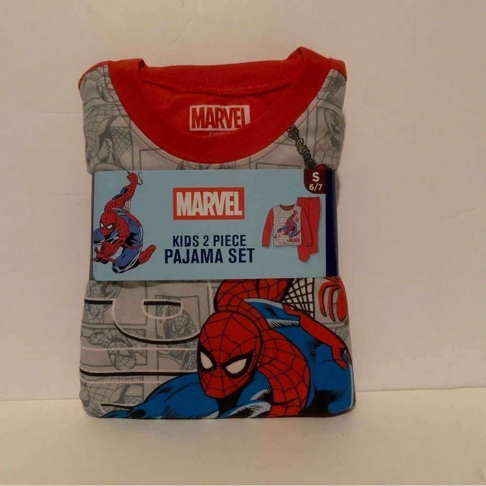 NWT. Marvel Spider-Man Kids Pajama Set
